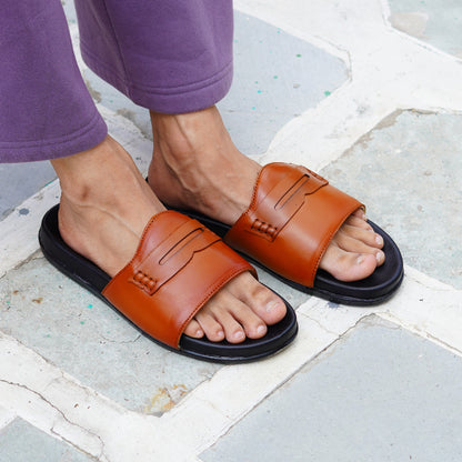 MATR Classic  Men's Tan Textured Casual Slide Slip-On Sandals Sliders with Metal Accent