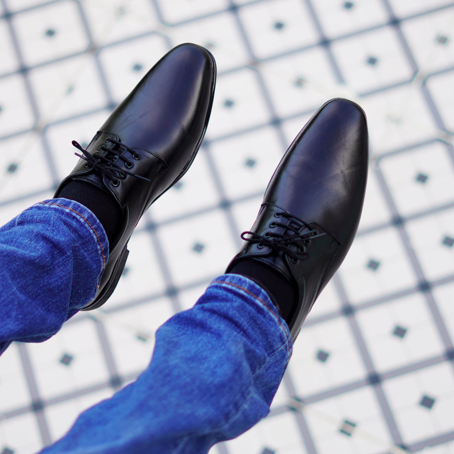 MATR Mains Men’s Classic Black Leather Derby Shoes